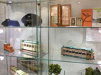 100024_maxw350 100024_maxw350